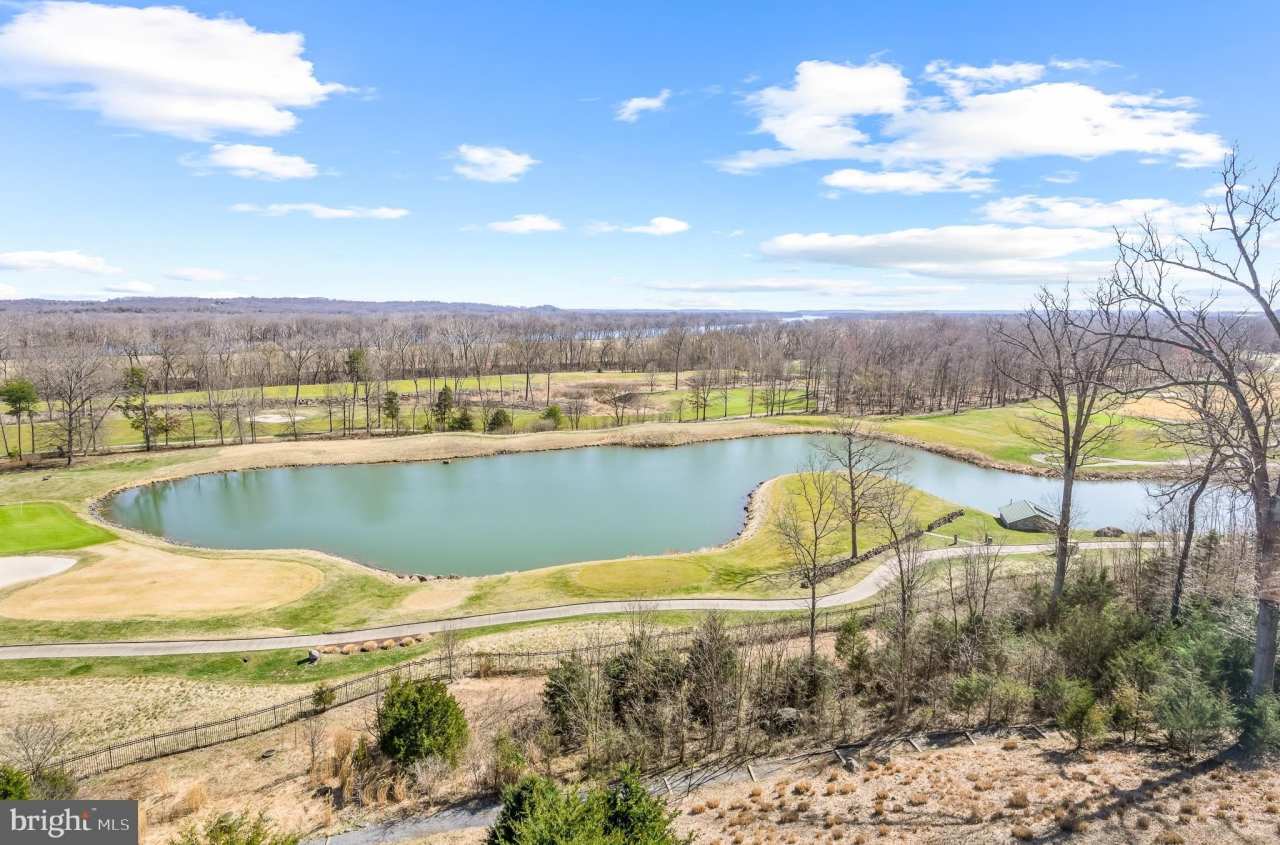 19360 MAGNOLIA GROVE SQUARE