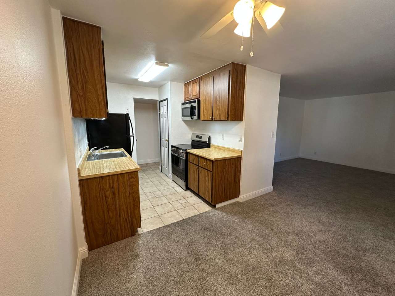 2 Bed, 1 Bath Apartment in Reno