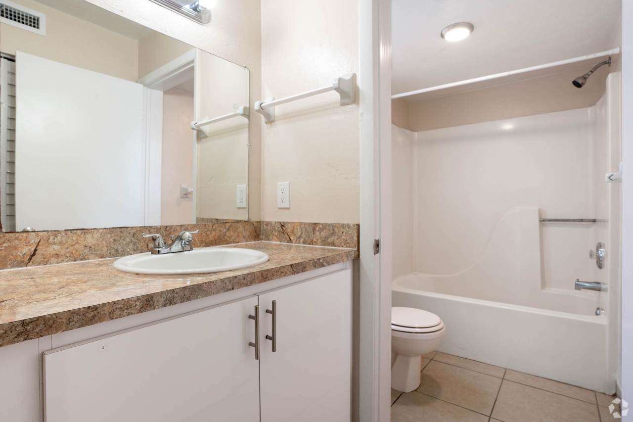 Peppertree Apartments