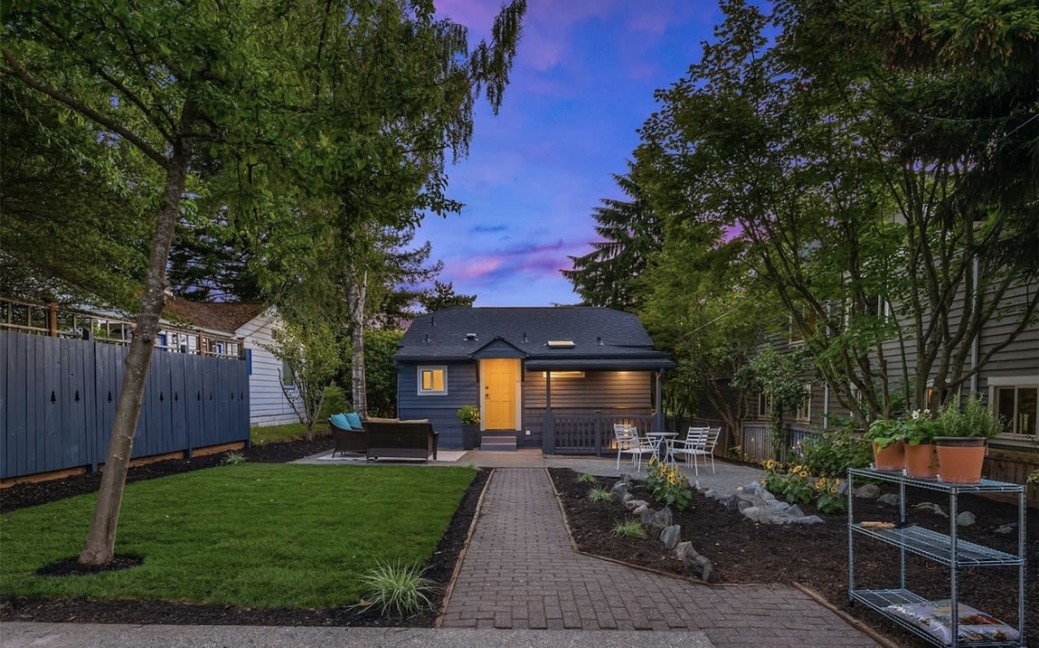 4258 33rd Avenue West