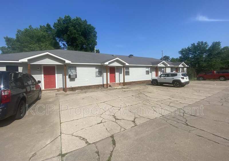 336 West Dogwood - 3