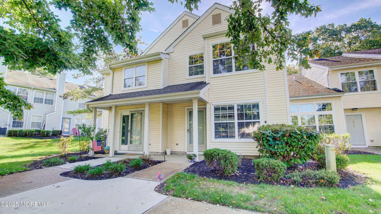 227 Paddington Court unit: 7-7