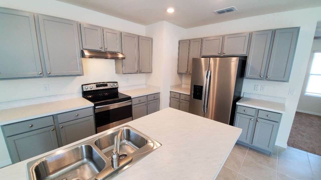 Woodbridge Lakes (New Community)