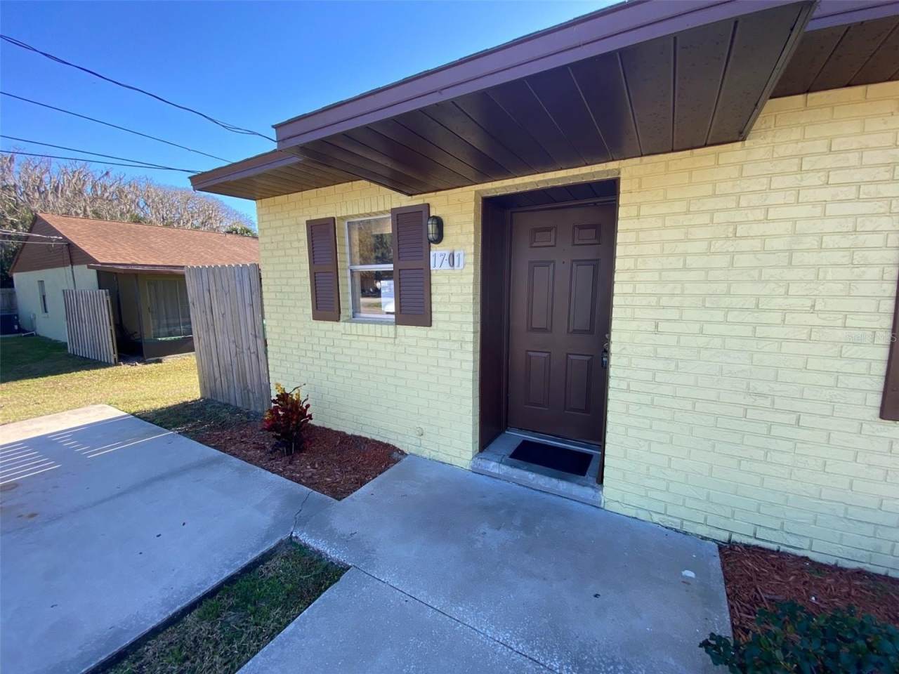 1701 LAKEWOOD AVENUE
