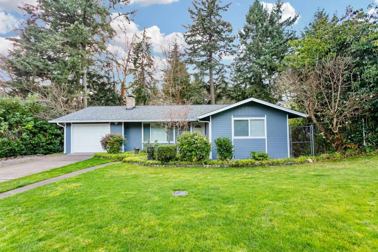 Charming Lakewood Rambler 3bd 1.5 bath