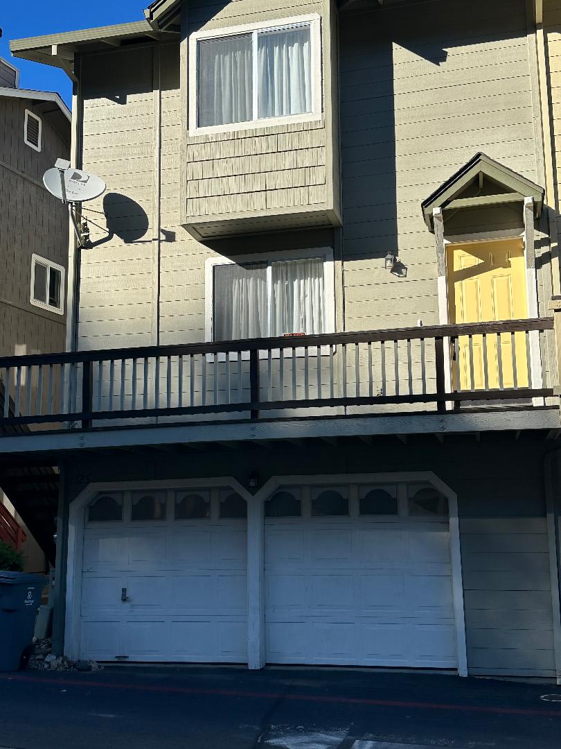 1325 Oak Ridge Drive