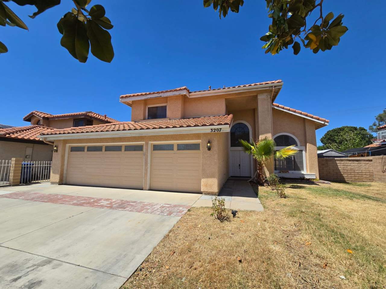 3207 Maricotte Dr, Palmdale CA 93550