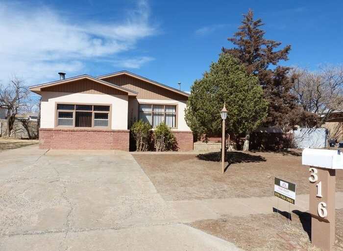 316 West Christopher Drive