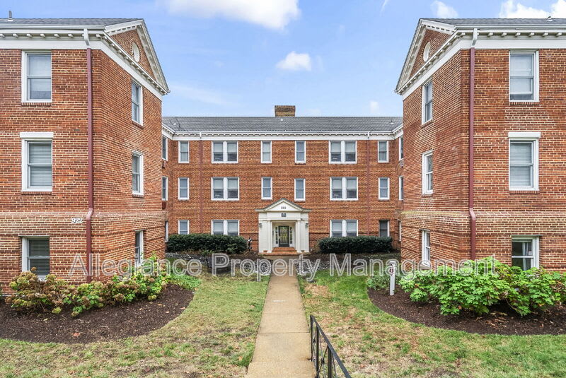 922 S. Washington Street