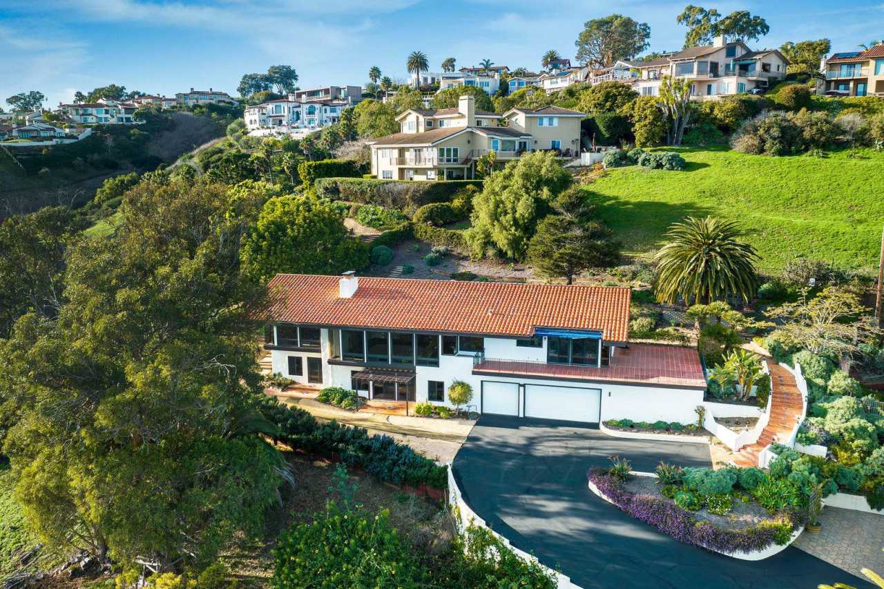 4,000 SQ. FT. MESA HOME WITH OCEAN  HARBOR VIEWS!