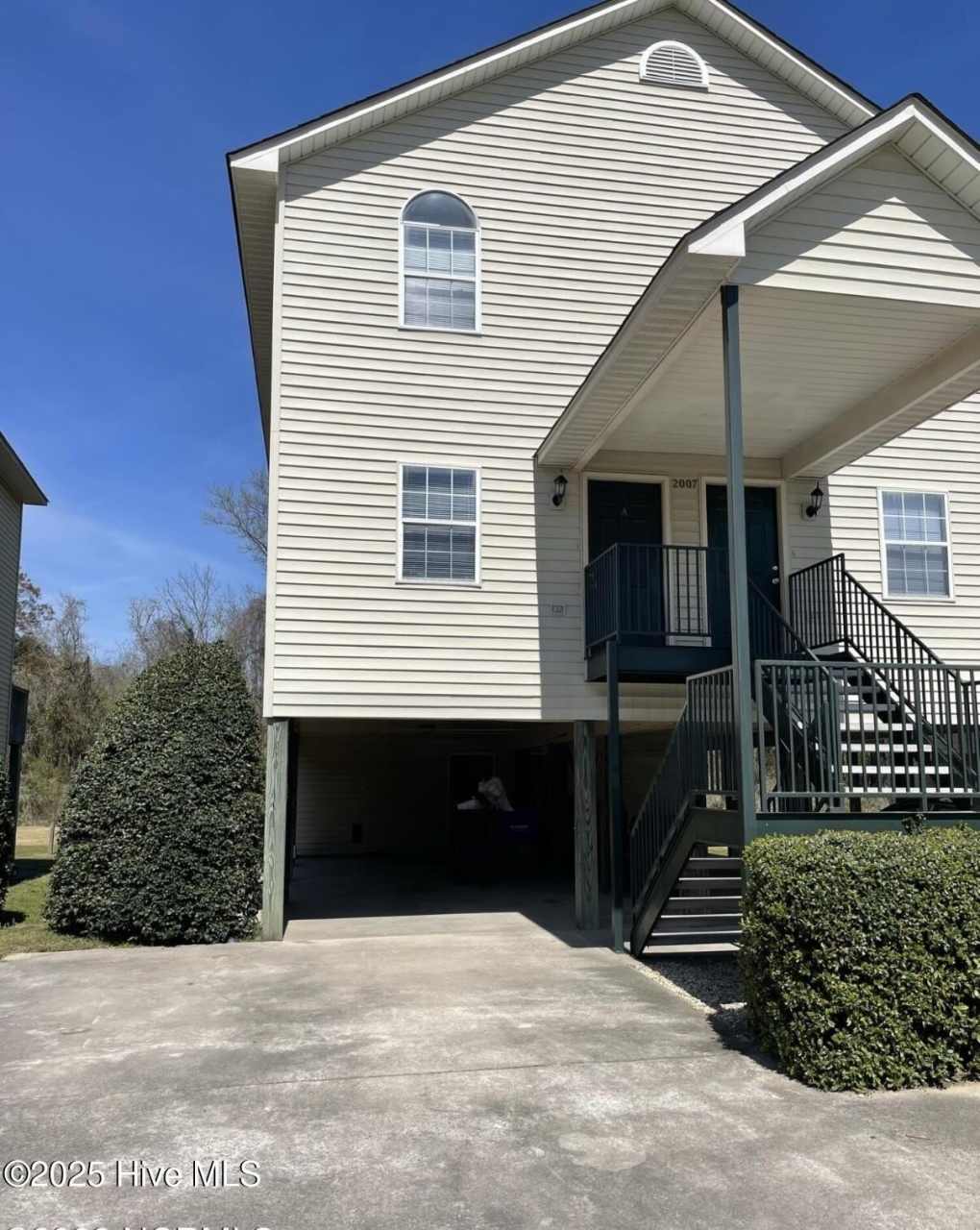 2007 River Drive unit: B