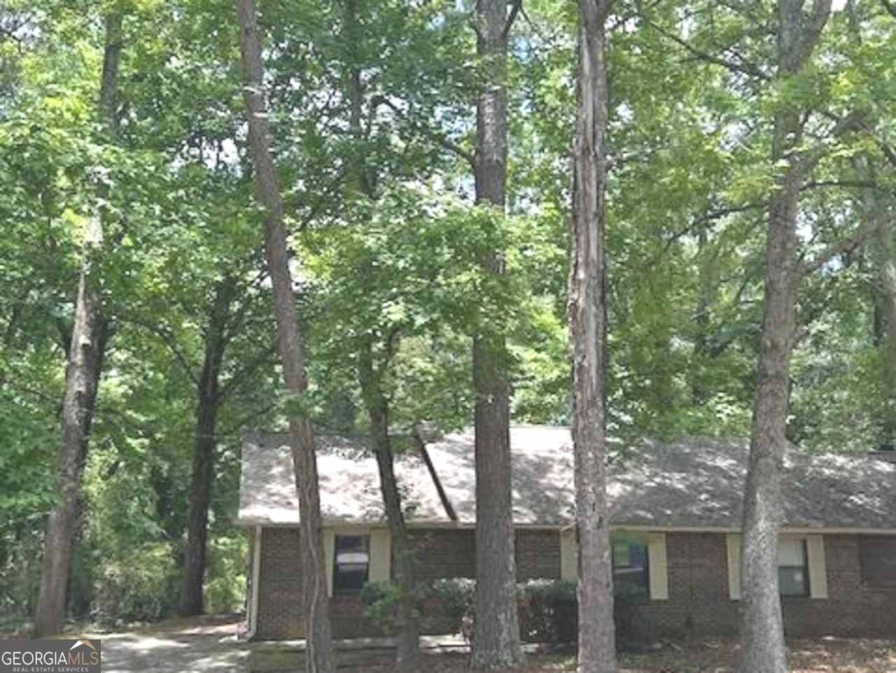 110 Meadowbrook Court