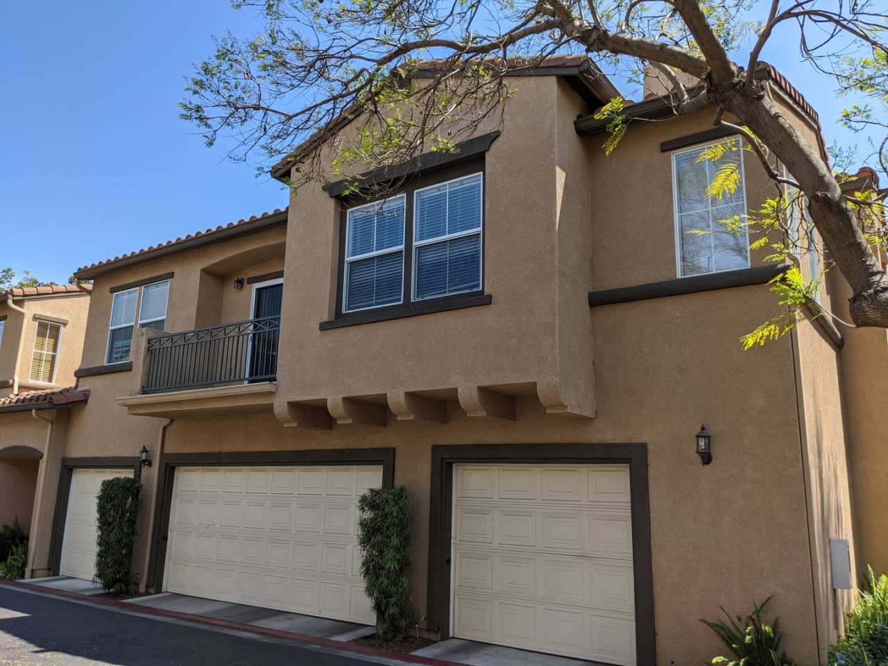 2Bed/2Bath Condo off Douglas in Oceanside~ Sumner