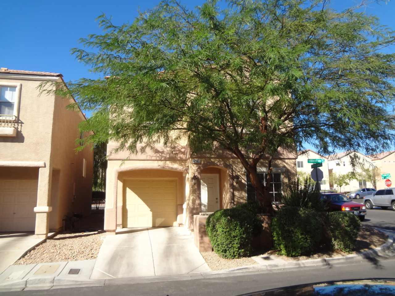 WONDERFUL TWO STORY HOME. 3 BEDROOMS, 2.5 BATHROOMS, 1 CAR GARAGE.