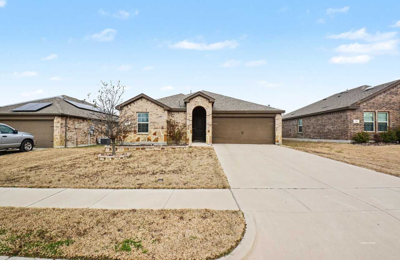 Welcome to 717 English Dr in Aubrey! This beautifully maintained home offers a bright, open layout designed for comfortable living and effortless entertaining.