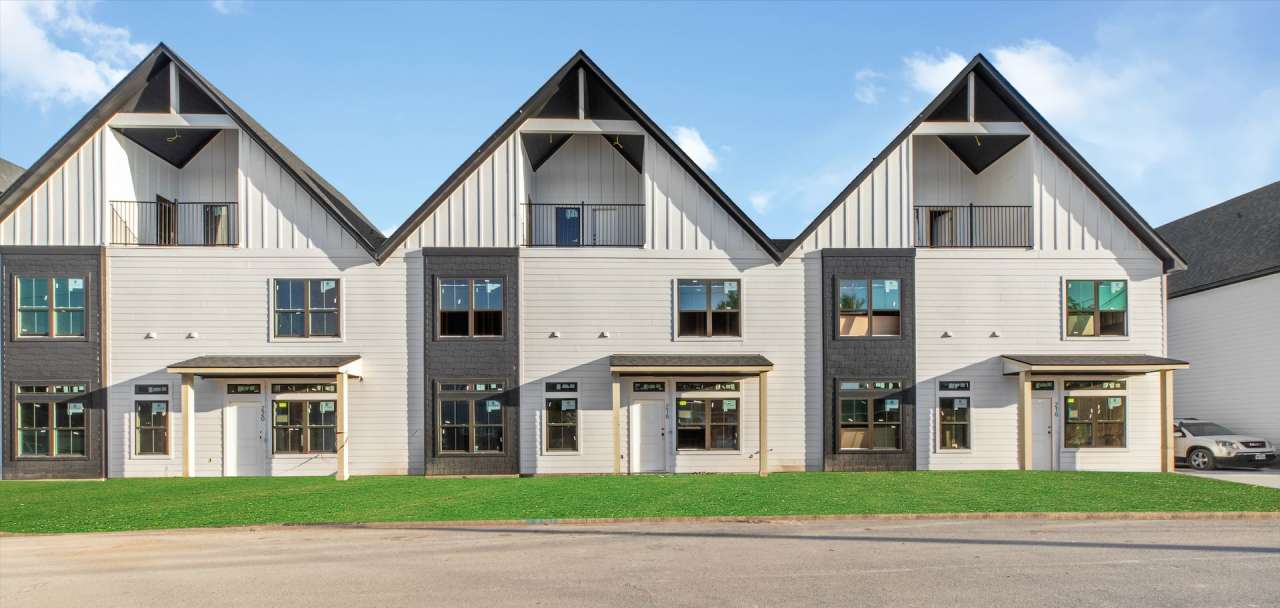 Brand New 6 Bed, 6.5 Bath, 3 Story Townhomes w/ Bonus Room  Balcony!