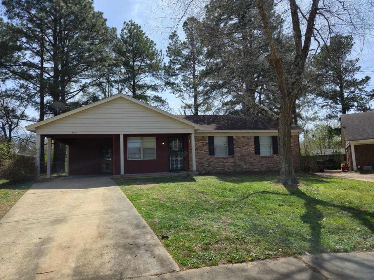 Spacious 3 bedroom, 1.5 bath home with a den