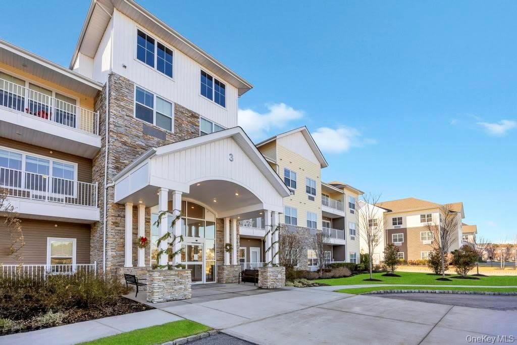 3 Meadows Lane unit: 5