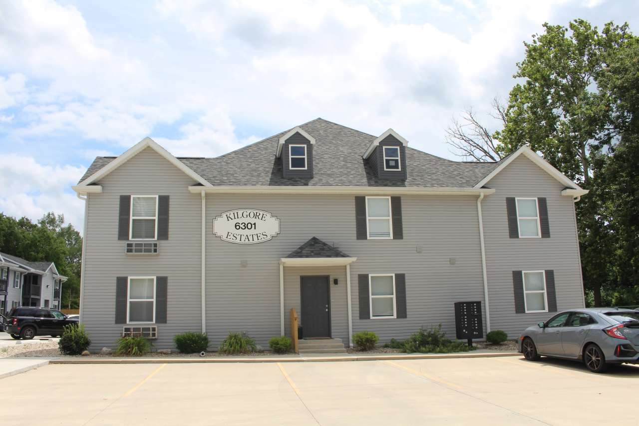 6263 West Kilgore Avenue