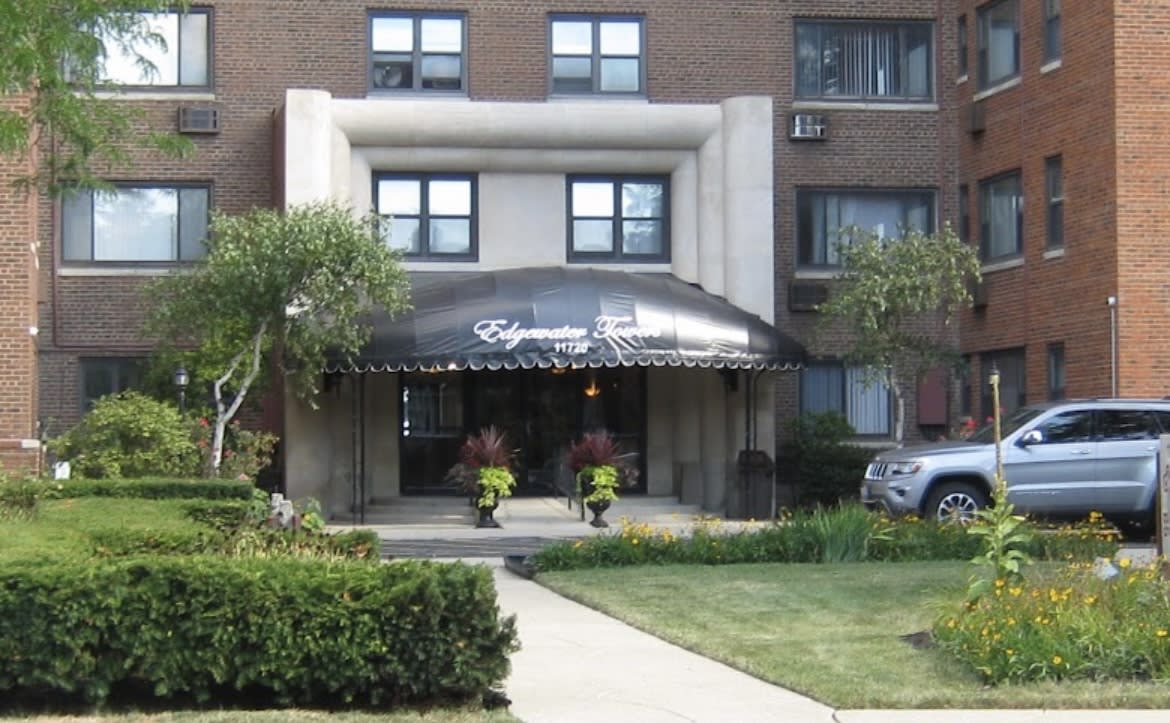 11720 Edgewater Drive