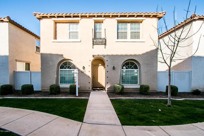 965 South Wallrade Lane