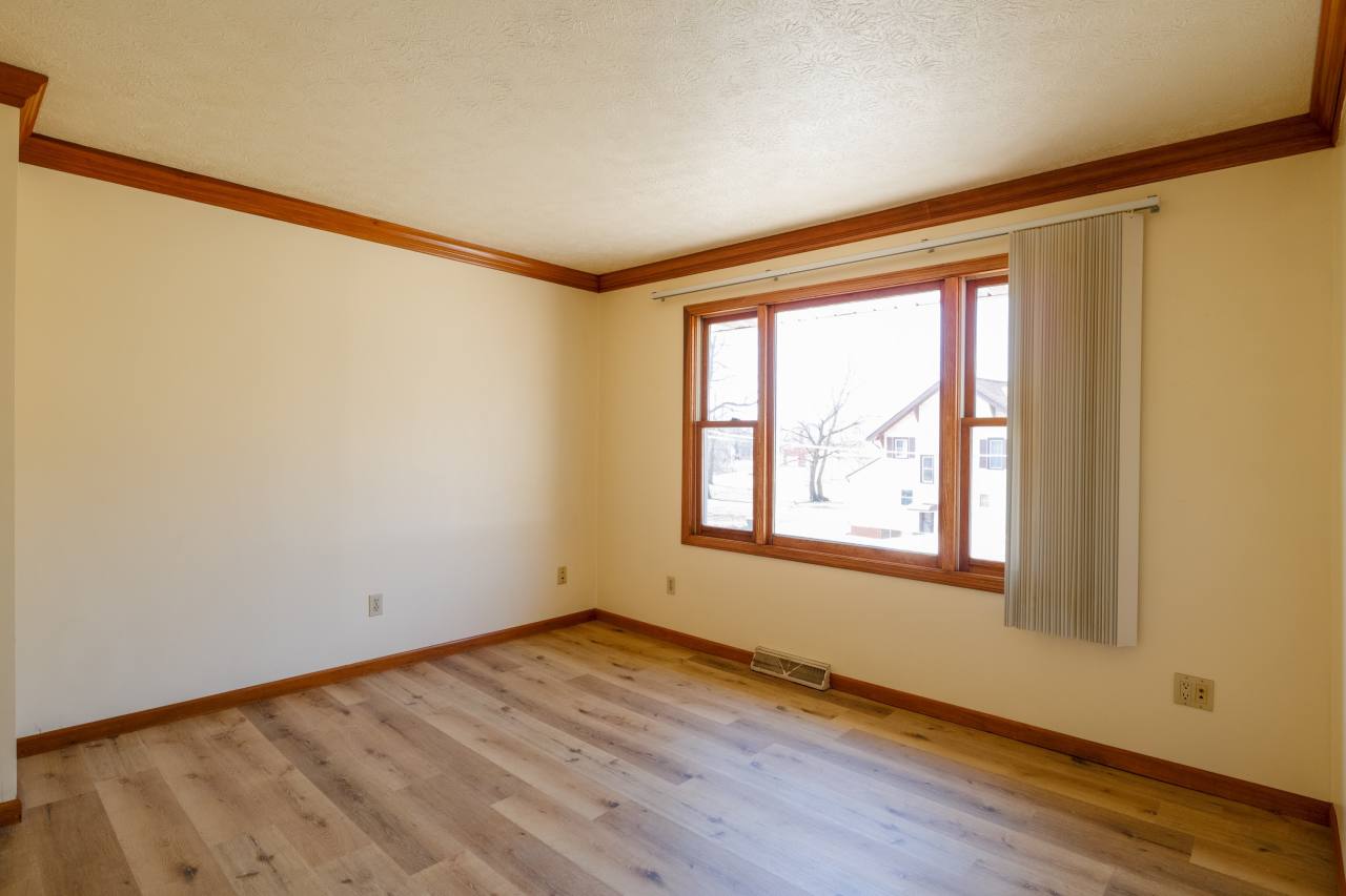 1202 Lawrence Road NortheastUp Unit