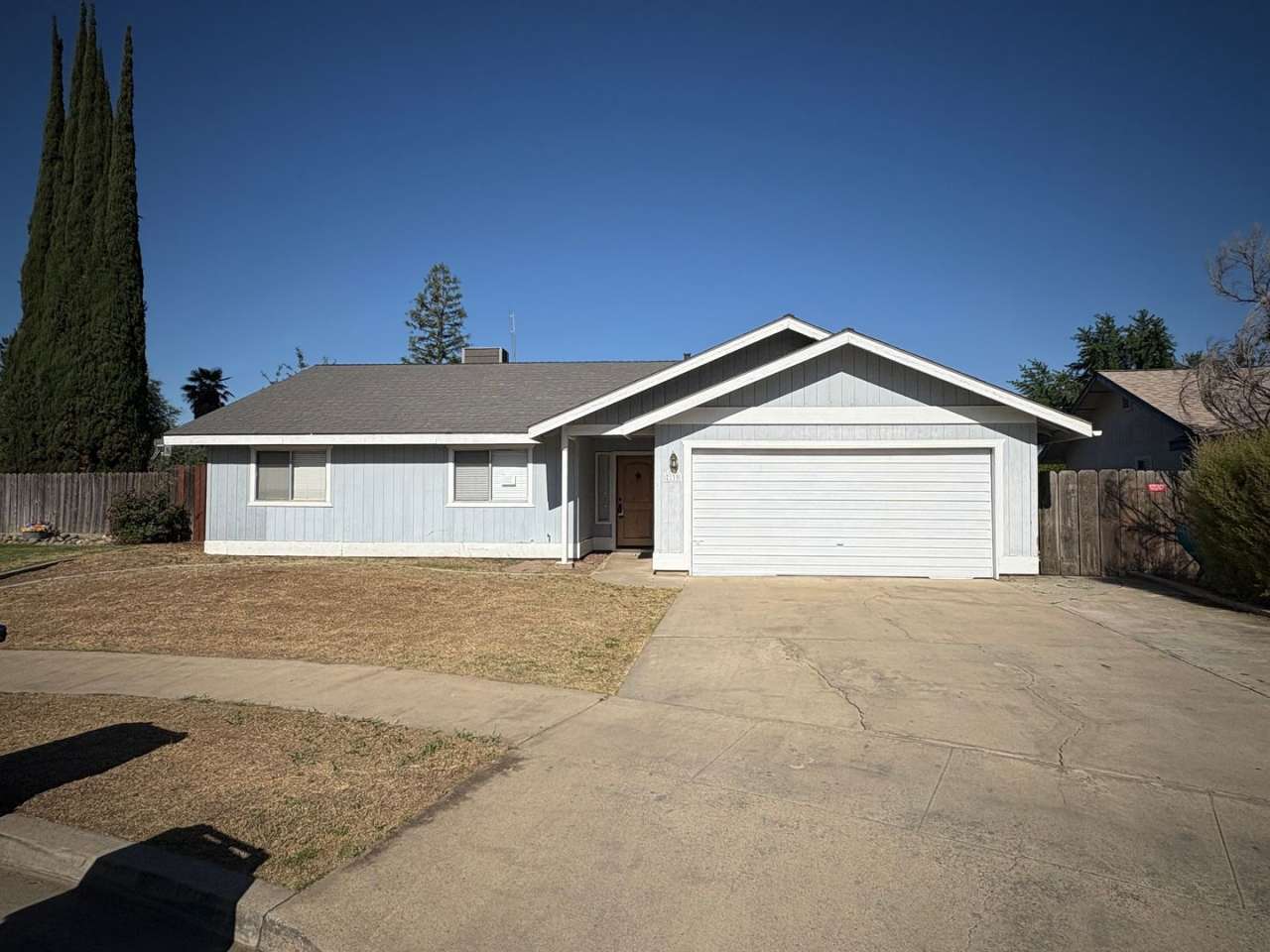 SW Cul-De-Sac Visalia Available Now! Sec 8 ok