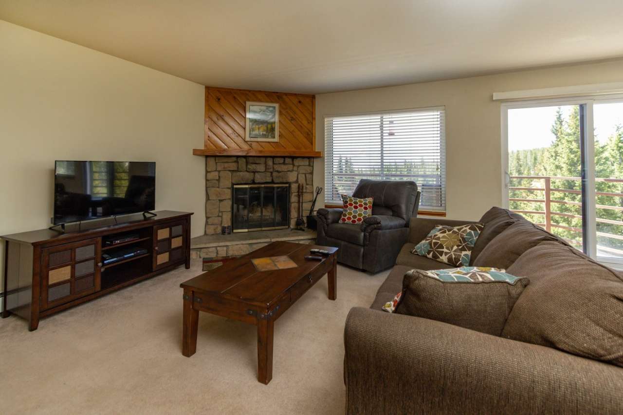 Buffalo Ridge Condos-All Utilities, Clubhouse, Wifi, Bus Route  Views