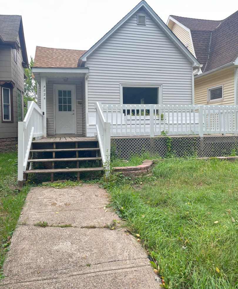 AVAILABLE March 1st! - 1 BED 1 BATH Single Family Home!