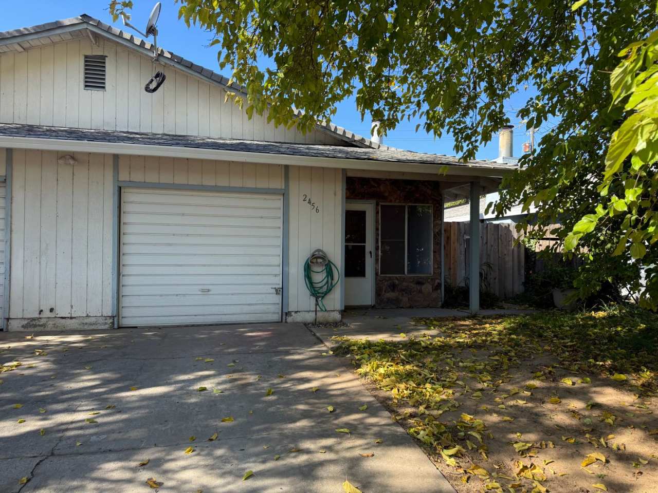 2 Bedroom 1 bath Duplex