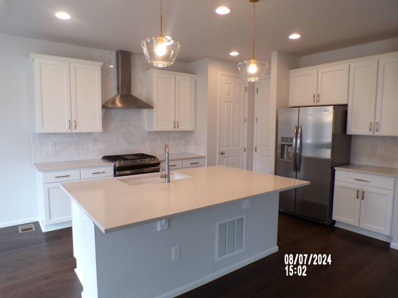 Stunning Home in Castle Rock 4Bedrooms 3.5 Bathrooms!