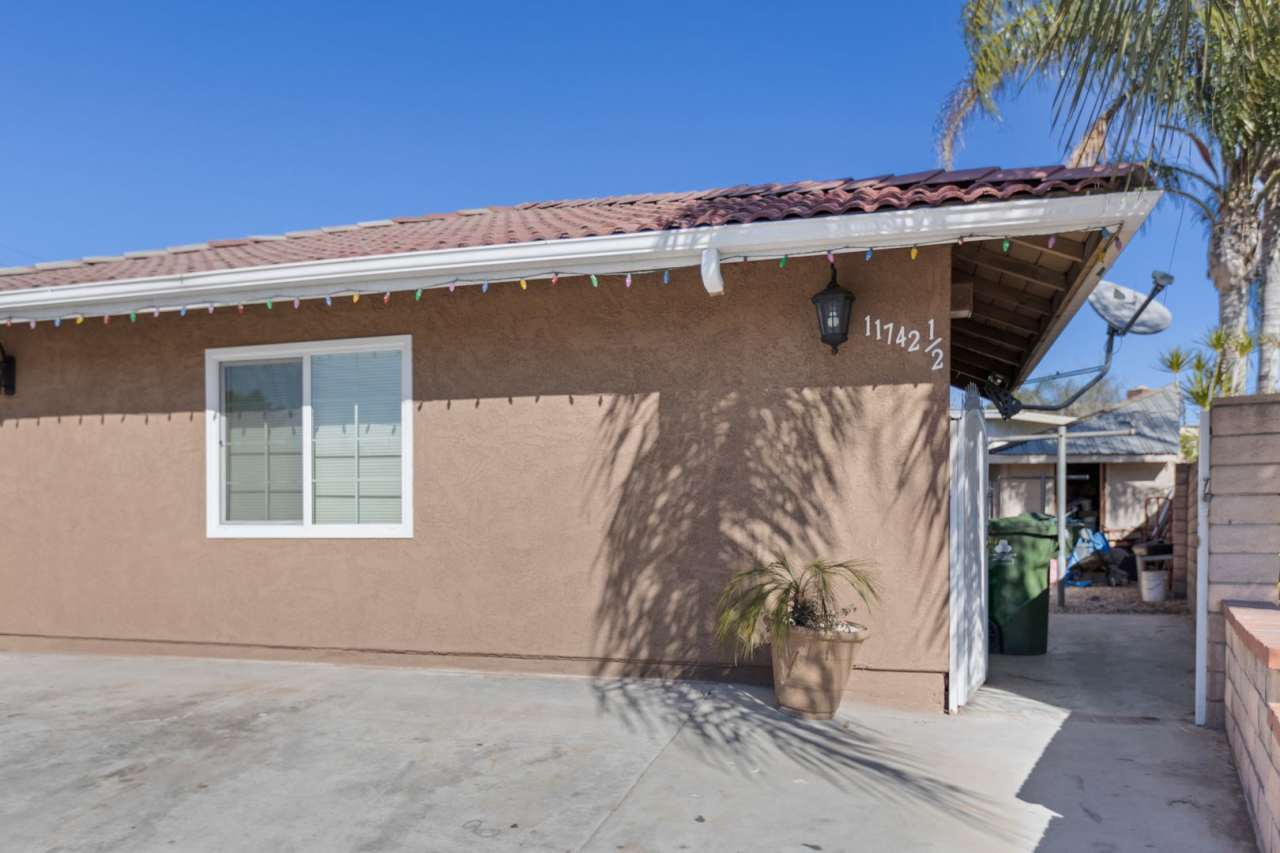 Awesome 1 Bedroom ADU Unit in Sylmar!