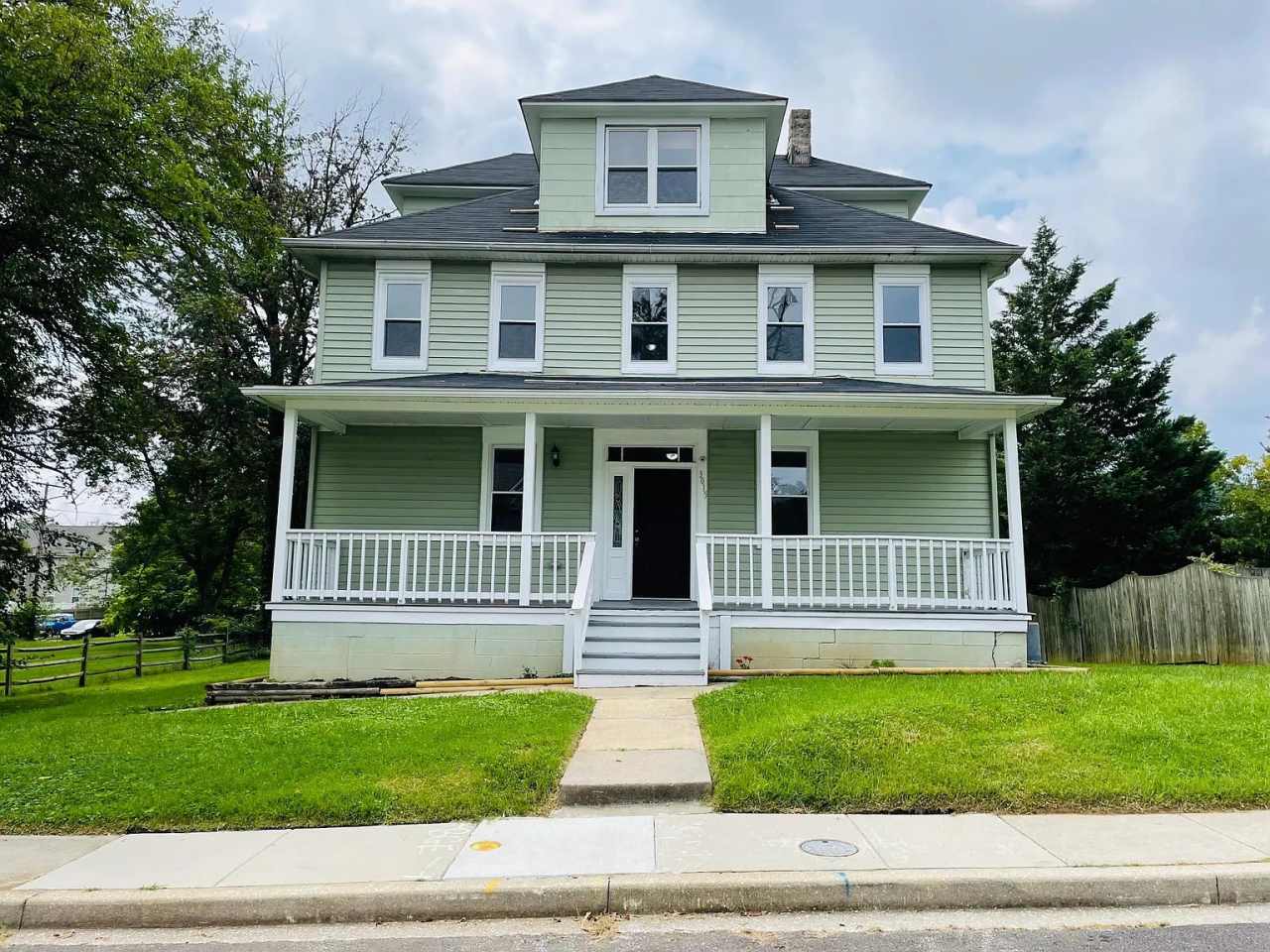 3015 Mary Avenue - 2