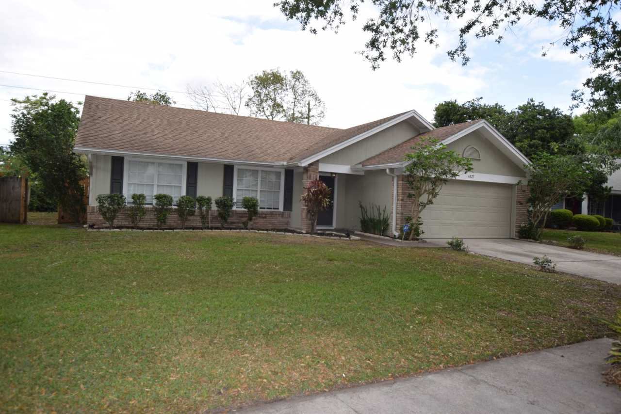 3 Bedroom, 2 Bath Home For Rent at 4527 Wheelhouse Court. Orlando, FL 32812
