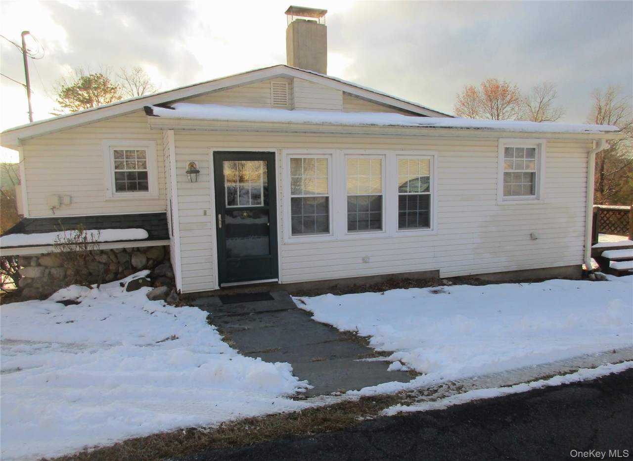 44 1/2 Academy Avenue