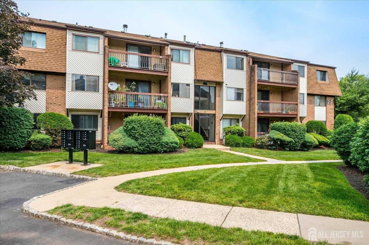 223 Edison Glen Terrace