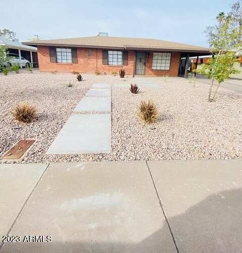 2012 W Indianola Avenue