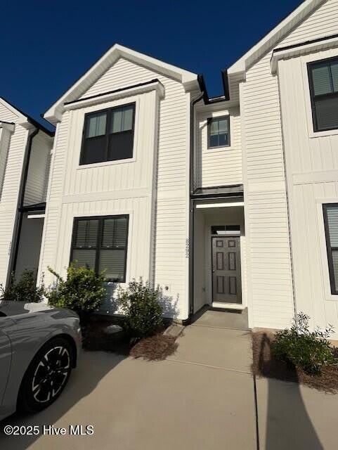 8292 Paramount Point