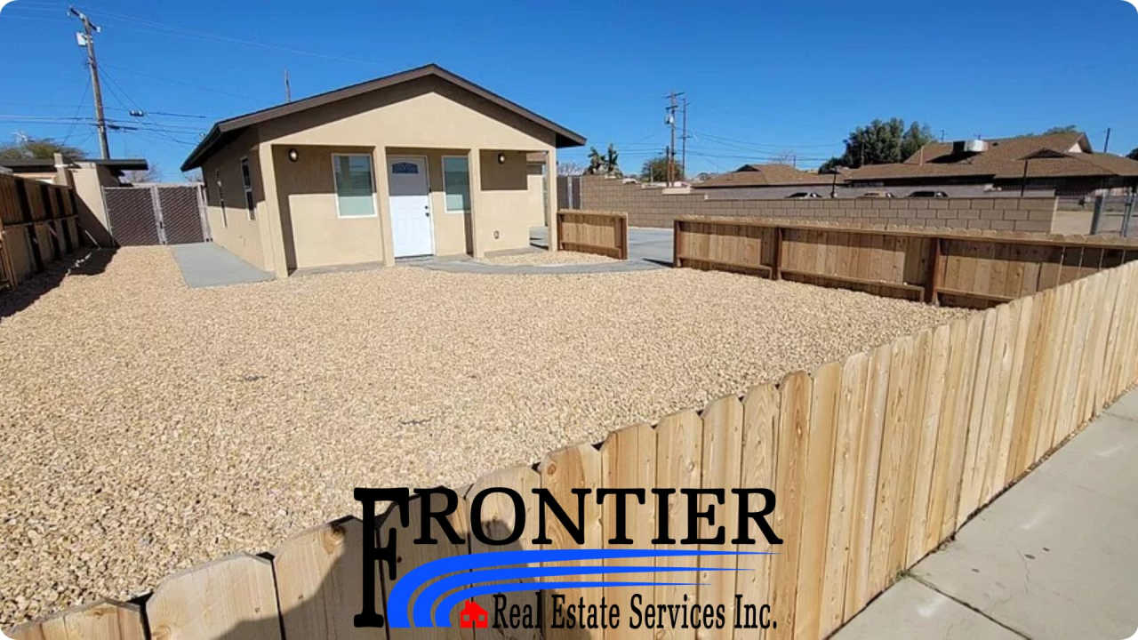 Modern Energy-Efficient 2-Bedroom Home with High-End Finishes and Spacious Yard!