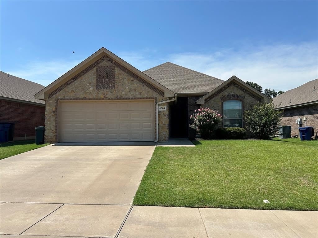 4504 Sapphire Lane