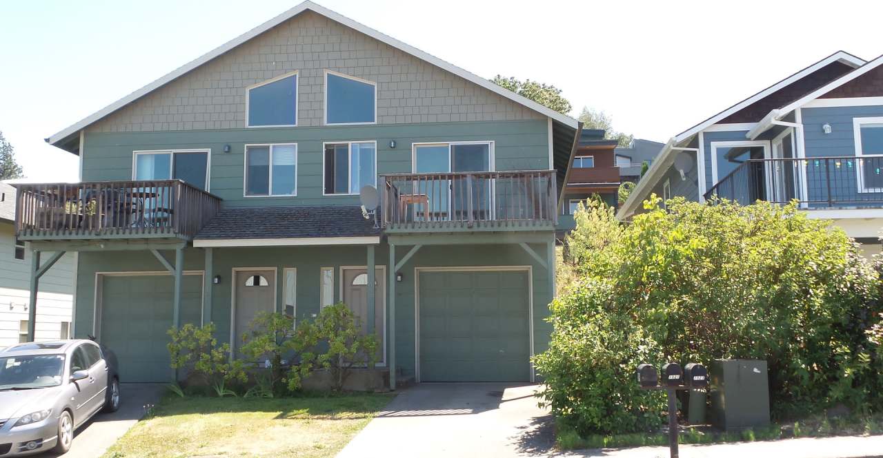 Application Pending - Townhouse for Rent Downtown Hood River