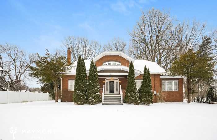 231 31st Street Northwest