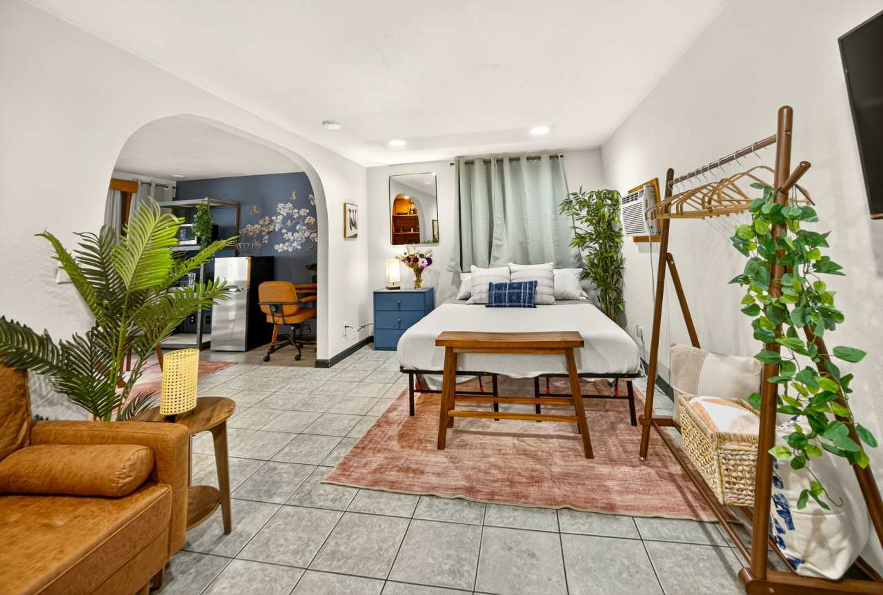 1306 Reddy Avenue #2Back Cottage