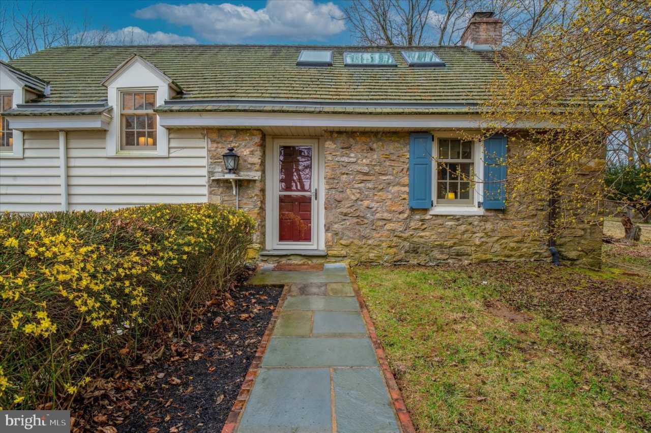 565 UPPER PIKE CREEK Road