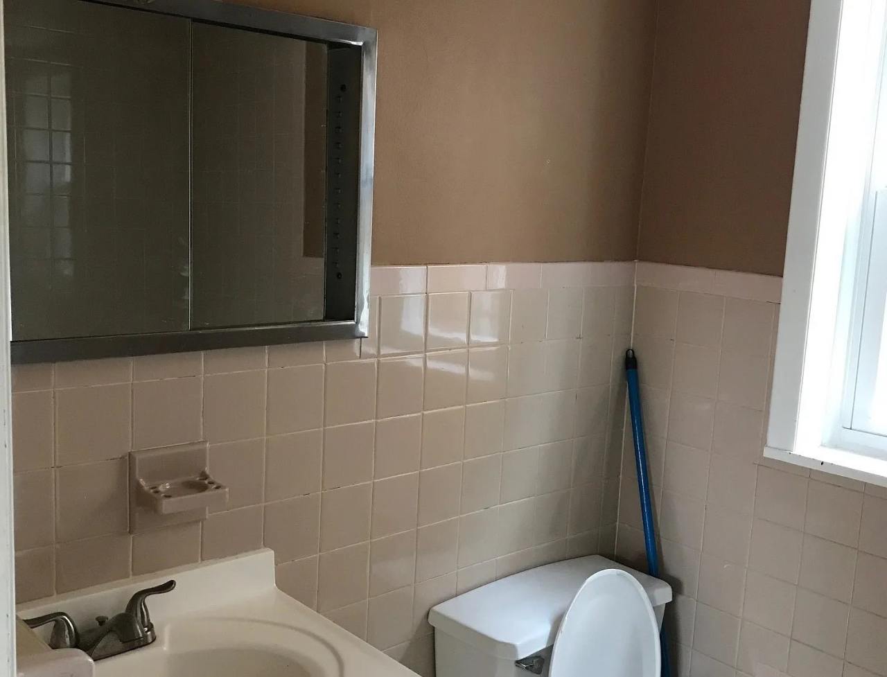 273 Portage Ave # FL1