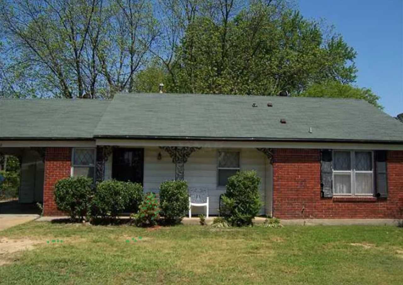 Spacious 4BR House, 3 Bathrooms with Sunroom in Memphis