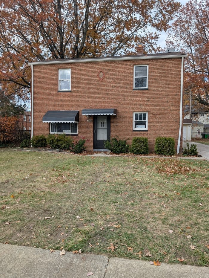 20101 Crystal Avenue