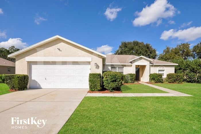 8 Wild Oak Place