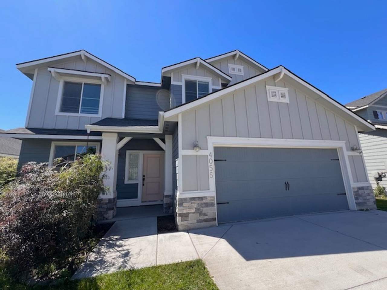 Beautiful 4 Bed, 2.5 Bath Plus Office in South Meridian