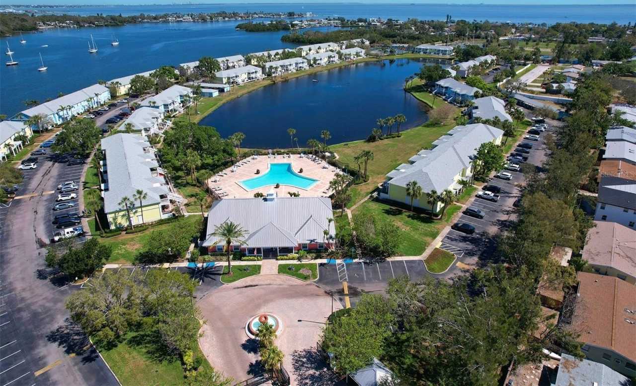 213 SEA HORSE DRIVE SE